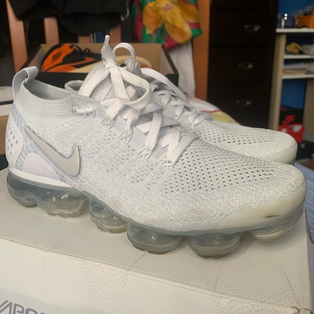 Nike vapormax White Christmas